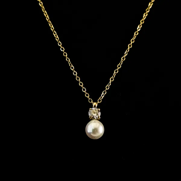 Serene_Pearl_Drop_Necklace