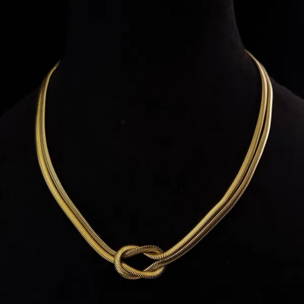 Gold_Stainless_Steel_Knot_Pendant_Necklace_For_Women