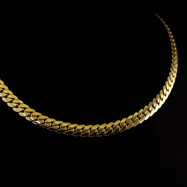 Gold_Stainless_Steel_Herringbone_Chain_Necklace_For_Women
