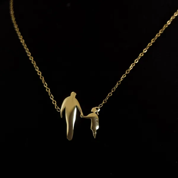 The_Guiding_Hand_Necklace