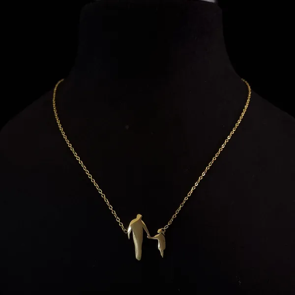 The_Guiding_Hand_Necklace