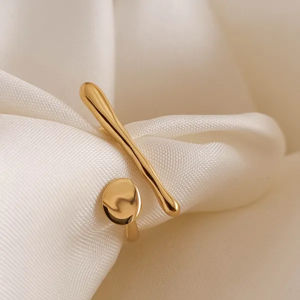 Gold_Stainless_Steel_Bar_And_Disc_Ring_For_Women