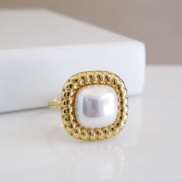 Gold_Stainless_Steel_Baroque_Pearl_Cocktail_Ring_For_Women