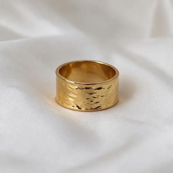 Gold_Stainless_Steel_Hammered_Wide_Band_Ring_For_Women