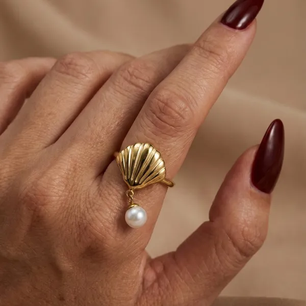 Gold_Stainless_Steel_Scallop_Shell_Pearl_Ring_For_Women