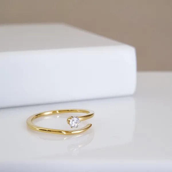 Gold_Stainless_Steel_Solitaire_Bypass_Ring_For_Women