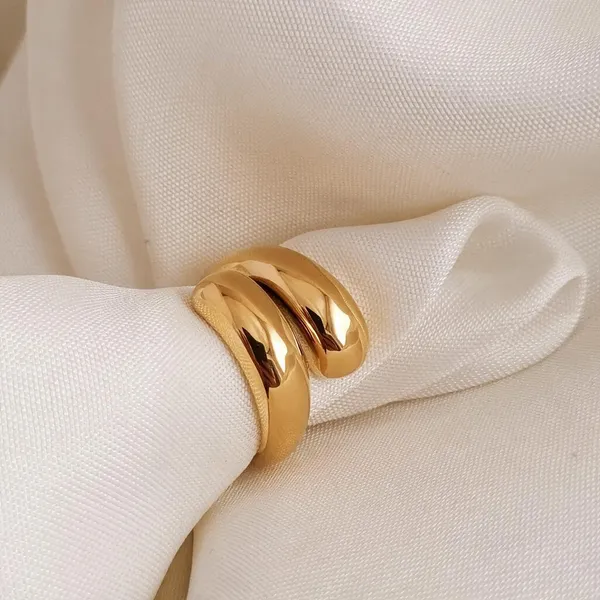Gold_Stainless_Steel_Twisted_Dome_Ring_For_Women