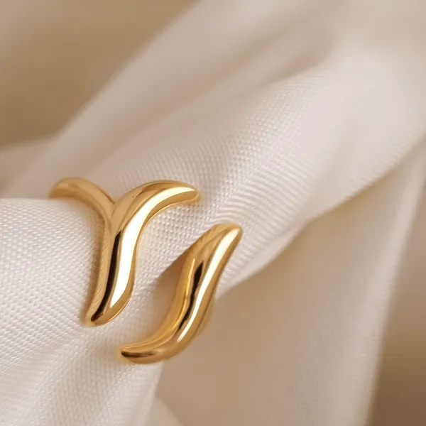 Gold_Stainless_Steel_Wave_Wrap_Ring_For_Women