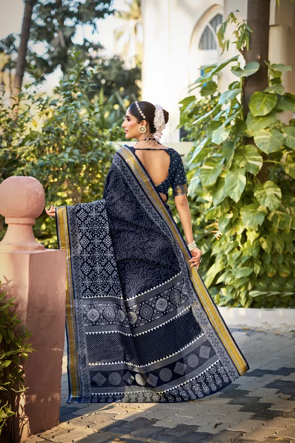 Zalak_Navy_Blue_Printed_Saree_for_Women_By_Kahaf