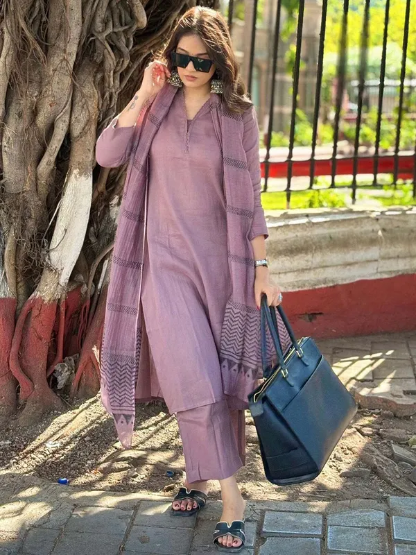 Women's_Lavender_Rayon_Printed_Kurti_Pant_Dupatta_Set_|_Fully_Stitched_Ethnic_Wear_|_Design_No._2607