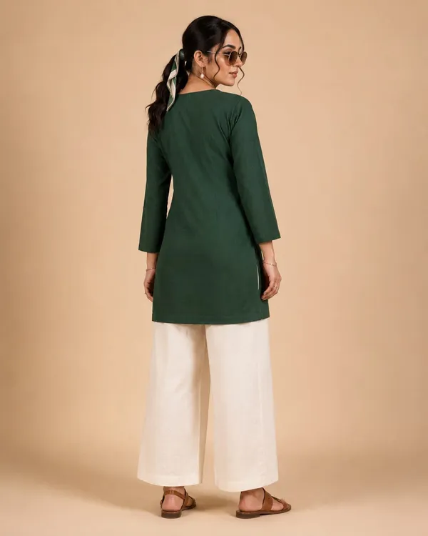 Green_Embroidered_Kurta_Set_for_Women