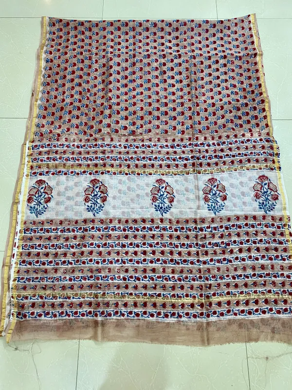Beige_Silk_Cotton_Block_Print_Saree_For_Women