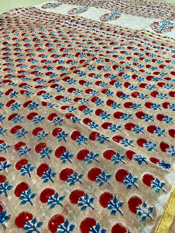 Beige_Silk_Cotton_Block_Print_Saree_For_Women
