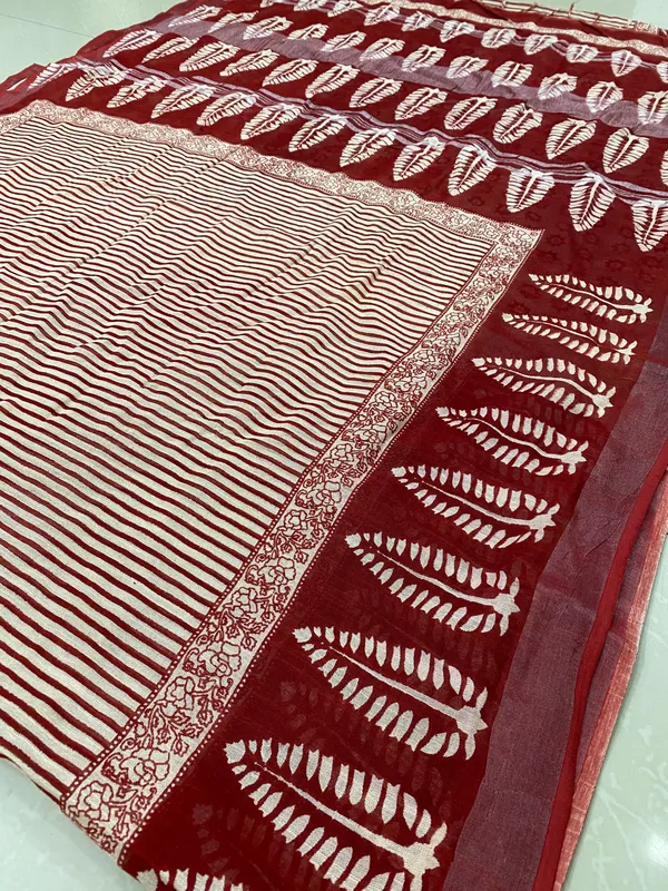 Red_Linen_Cotton_Block_Print_Saree_For_Women