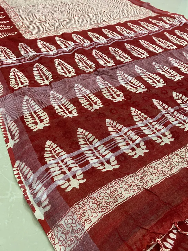 Red_Linen_Cotton_Block_Print_Saree_For_Women