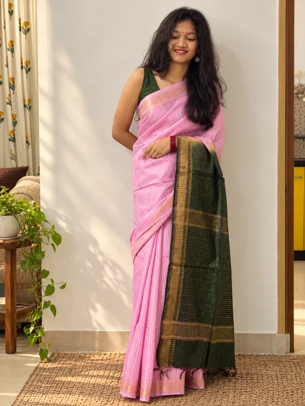 Pink_Green_Liva_Bamboo_Silk_Zari_Woven_Saree_For_Women
