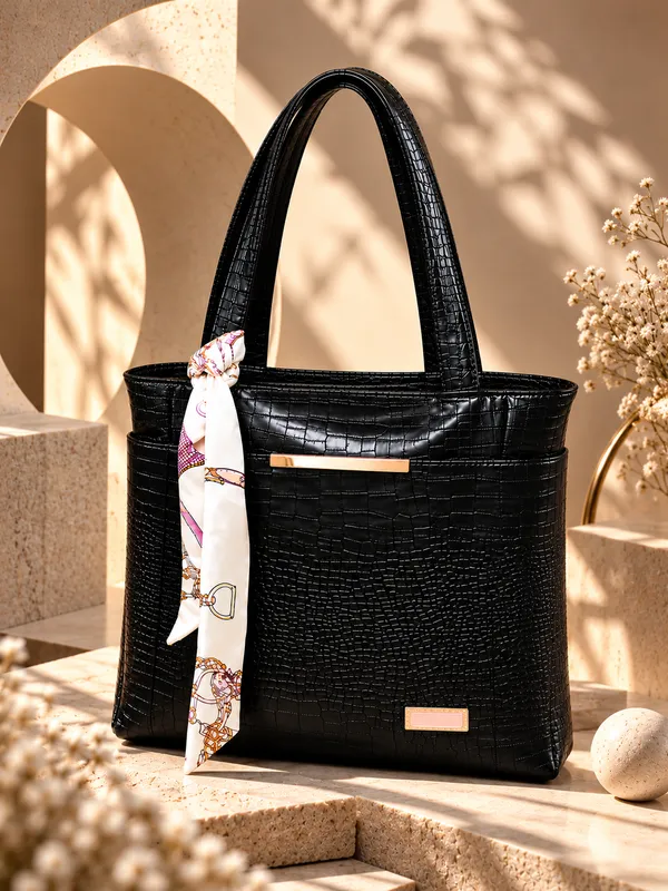 Black_Synthetic_Leather_Crocodile_Textured_Tote_Bag_For_Women