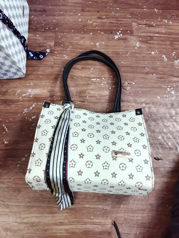 White_Synthetic_Leather_Printed_Crossbody_Bag_For_Women