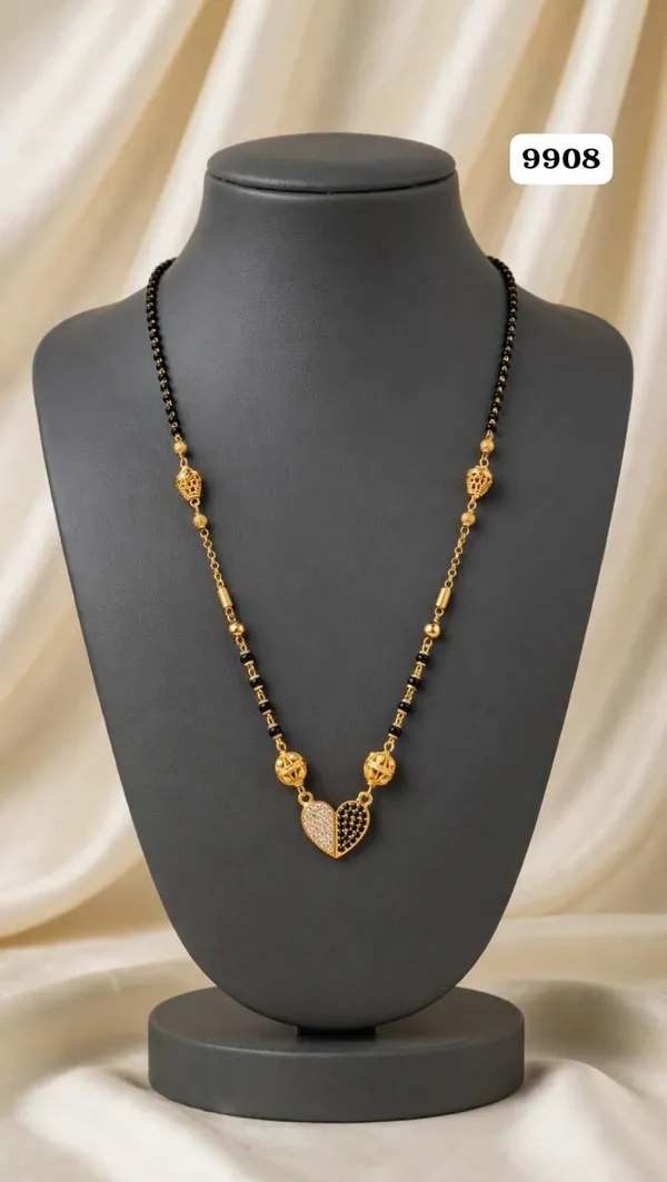 Black_Beaded_Heart_Pendant_Mangalsutra_For_Women
