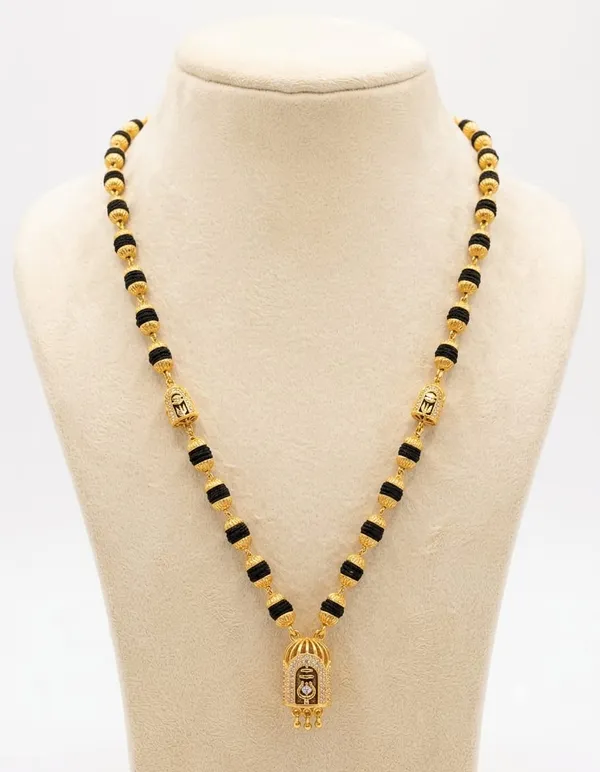 Black_Gold_Tone_Mangalsutra_Necklace_For_Women