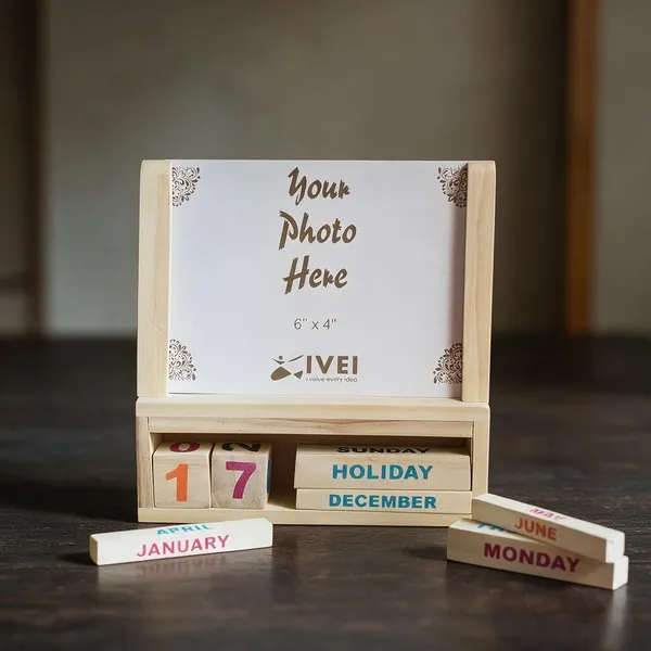 Wooden_Perpetual_Desk_Calendar_With_Photo_Frame