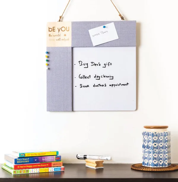 Wooden_Quote_Pin_Board_And_Whiteboard_Combination