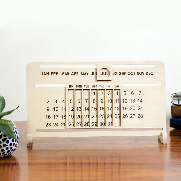 Wooden_Sliding_Perpetual_Wall_And_Desk_Calendar