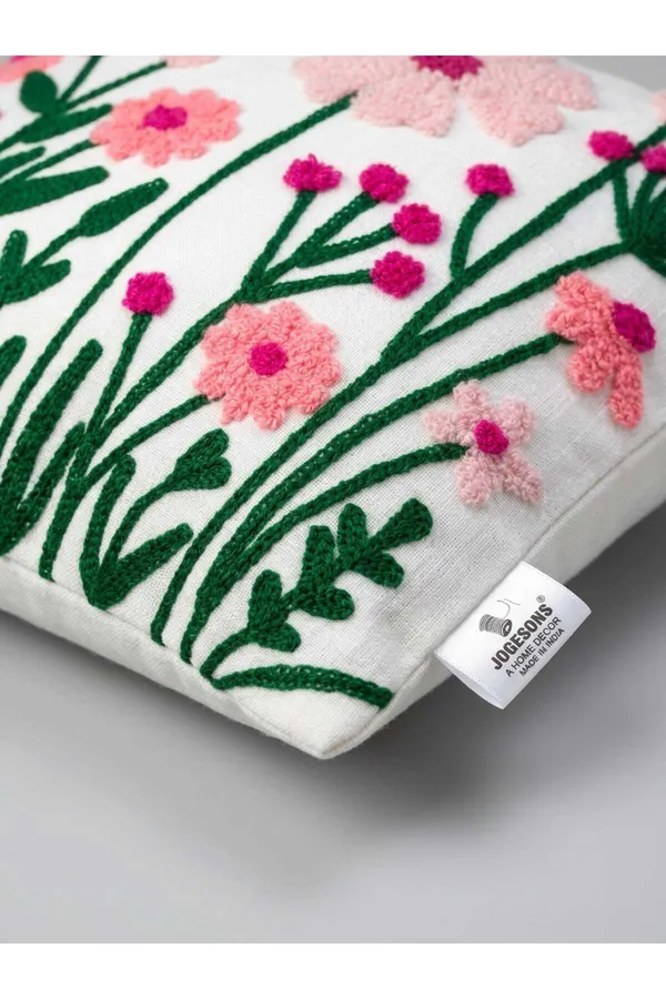 Embroidered_Floral_Pattern_Cushion_Cover