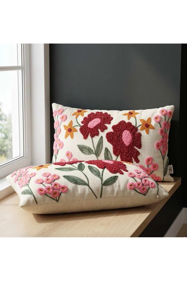 Embroidered_Floral_Pattern_Rectangular_Cushion_Cover