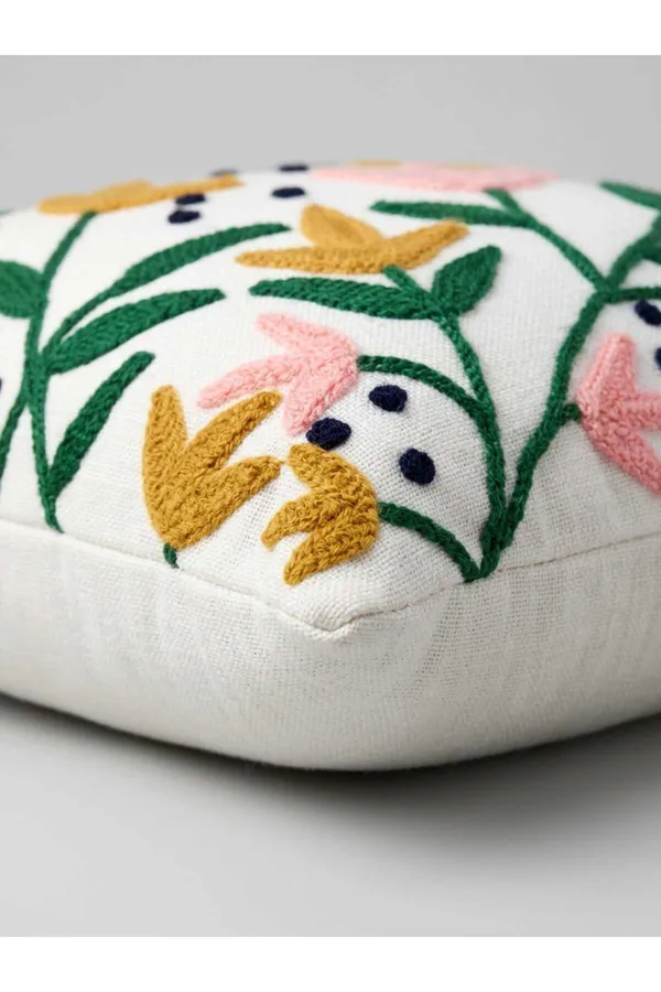Cotton_Floral_Embroidered_Cushion_Cover