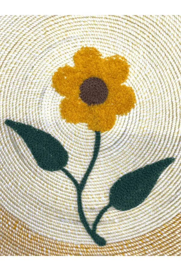 Woven_Floral_Round_Placemat