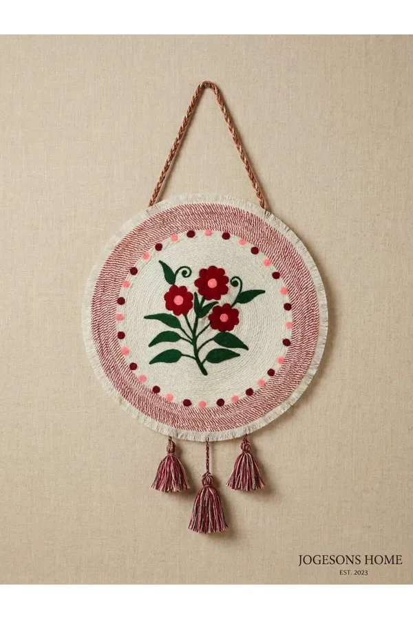 Fabric_Floral_Embroidered_Round_Wall_Hanging