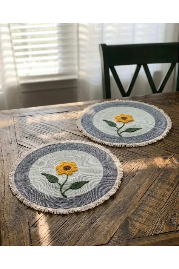 Woven_Dining_Sunflower_Pattern_Round_Placemats