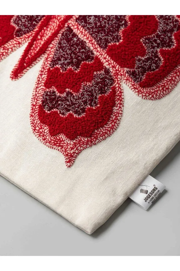 Fabric_Embroidered_Butterfly_Square_Cushion_Cover