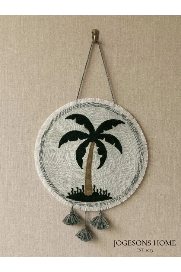 Woven_Tropical_Palm_Tree_Wall_Hanging