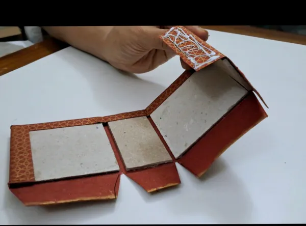 Triangular_Pen_stand_-_Pack_of_2