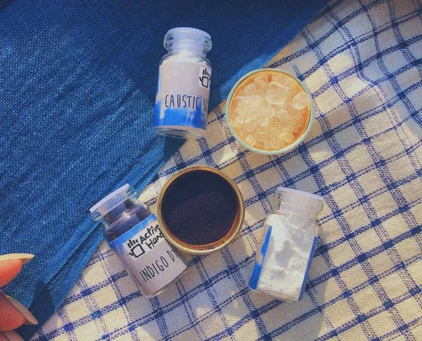 Active_Hands_Natural_Indigo_Dye_Clamp_Shibori_Hobby_Craft_Diy_Kit_Indigo_Shibori_Dyeing_Indigo_Clamp_Dyeing_Diy_Herbal_Tie_Dye_Kit