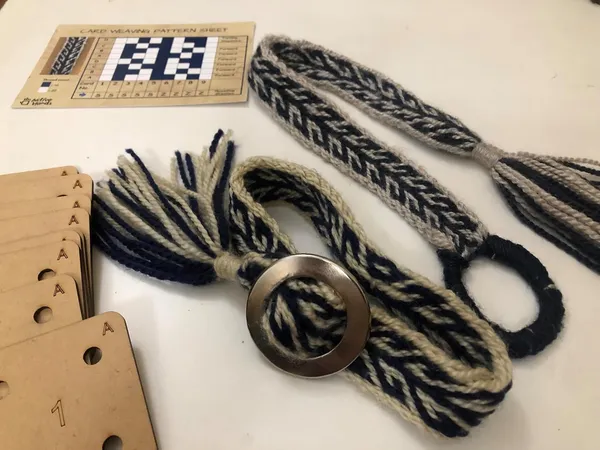 Active_Hands_Card_Weaving_Starter_Diy_Kit_With_Wooden_Tablets_Clamps_Wool_And_Easy_Guide_Decoded_For_Craft_Enthusiasts