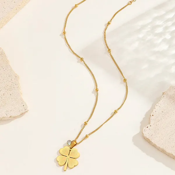 Gold_Plated_Five_Petal_Floral_Pendant_Necklace_For_Women
