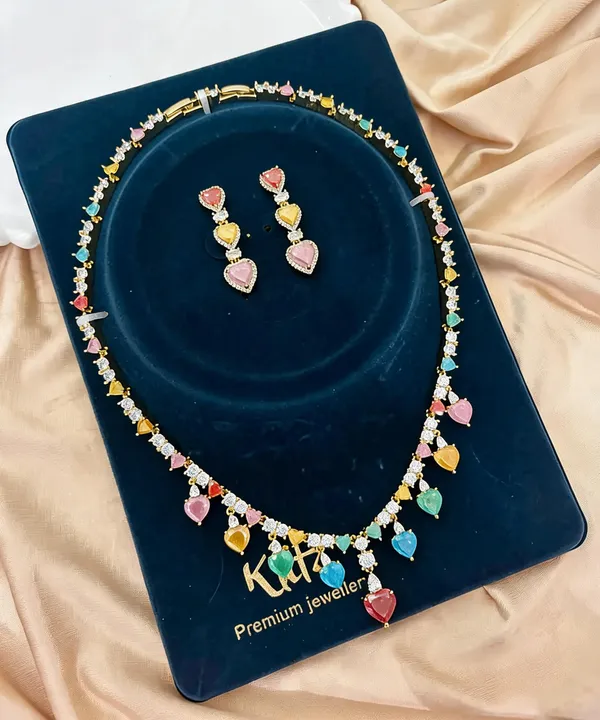 Brass_Gold_Tone_Multicolor_Stone_Necklace_And_Earrings_Set_For_Women