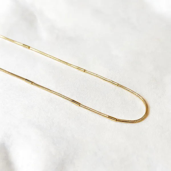 Gold_Plated_Stainless_Steel_Delicate_Chain_For_Women