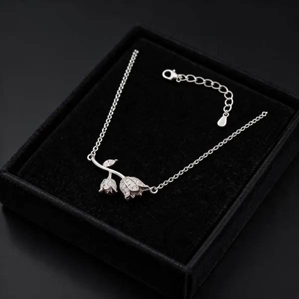 Silver_925_Floral_Stone_Pendant_Necklace_For_Women