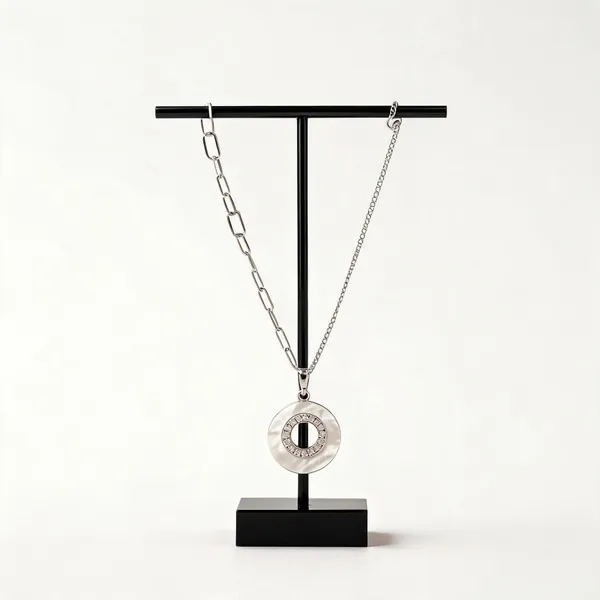 Silver_925_Stone-Rimmed_Circular_Pendant_Necklace_For_Women