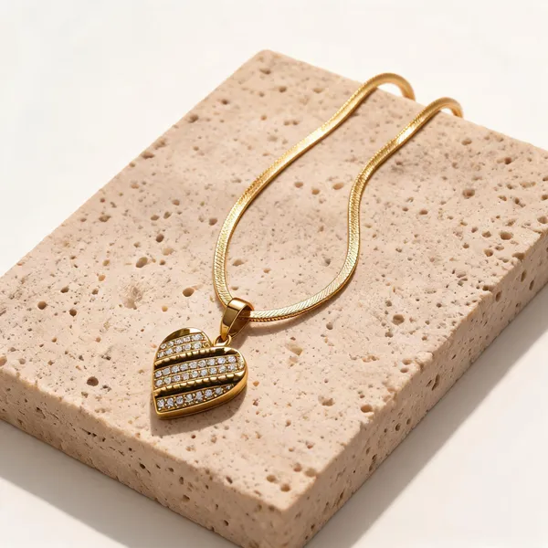 Gold_Plated_Stainless_Steel_Pendant_For_Women