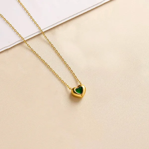 Gold_Plated_Stainless_Steel_Pendant_For_Women