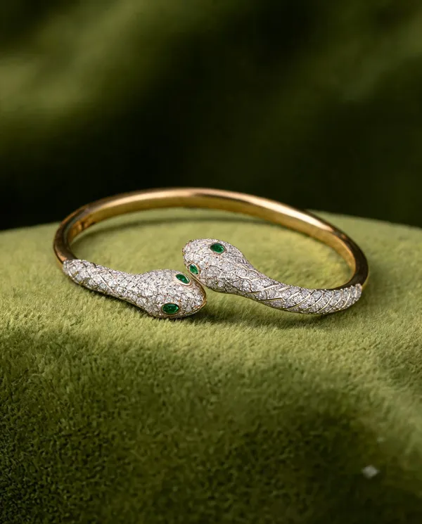 Gold_Plated_Stainless_Steel_Bracelet_For_Women