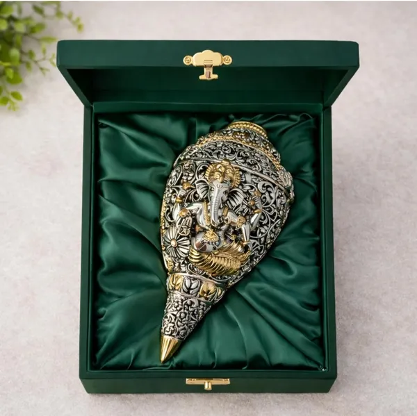 Ganesh_Shankh_Silver_Gold_Plated_3.5_Inch_Dual-Tone_Conch_Shell