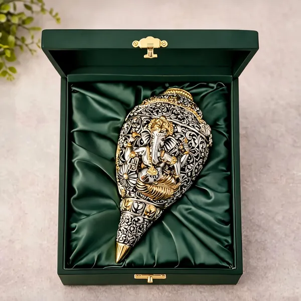 Ganesh_Shankh_Silver_Gold_Plated_3.5_Inch_Dual-Tone_Conch_Shell