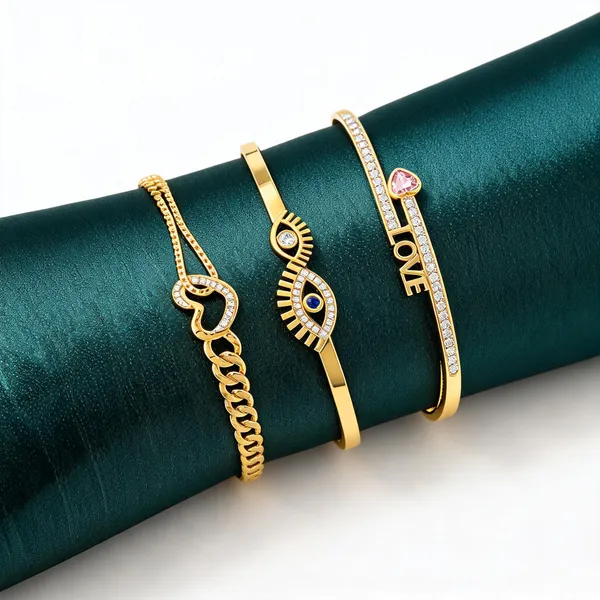 Gold_Plated_Stainless_Steel_Crystal_Motif_Bracelet_Set_For_Women