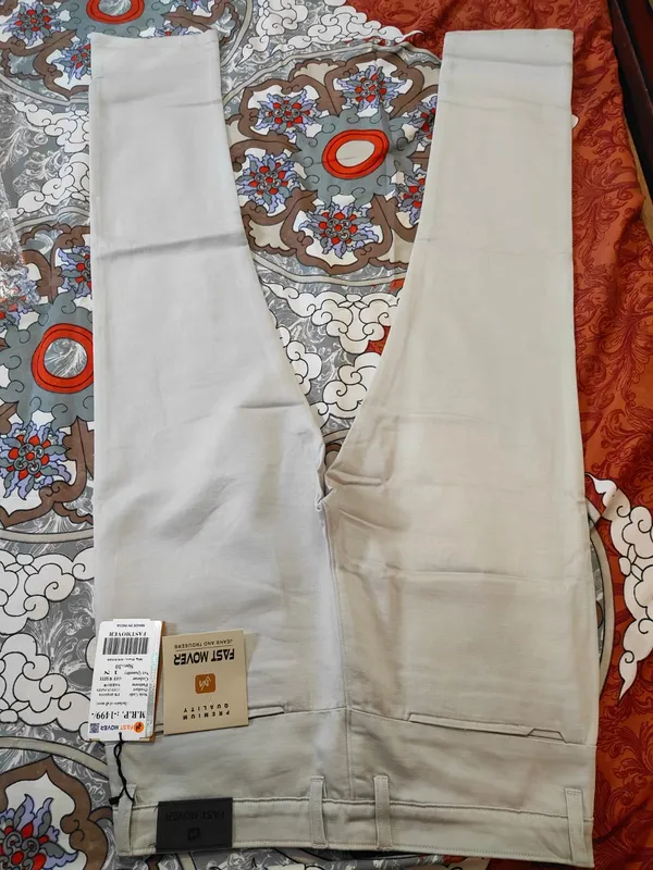 Beige_Straight_Fit_Trousers_for_Men